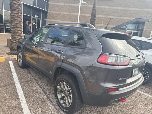 2021 Jeep Cherokee Trailhawk