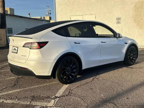 2022 Tesla Model Y Performance Dual Motor All-Wheel Drive