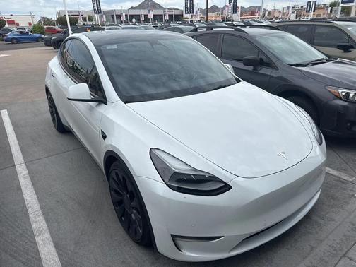 2022 Tesla Model Y Performance Dual Motor All-Wheel Drive