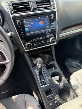 Twilight Blue Metallic 2018 Subaru Outback 3.6R Limited