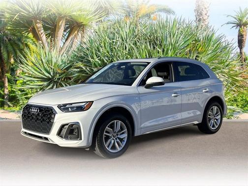 2022 Audi Q5 45 S line Premium