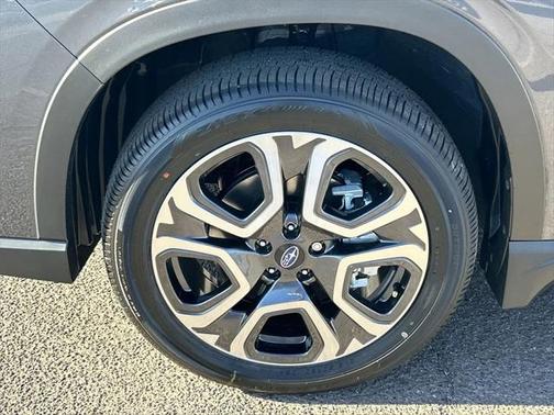 2025 Subaru Ascent Limited 7-Passenger