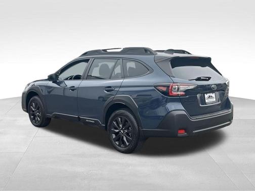 Cosmic Blue Pearl 2025 Subaru Outback Onyx Edition