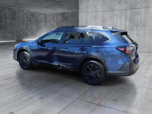 Cosmic Blue Pearl 2025 Subaru Outback Onyx Edition