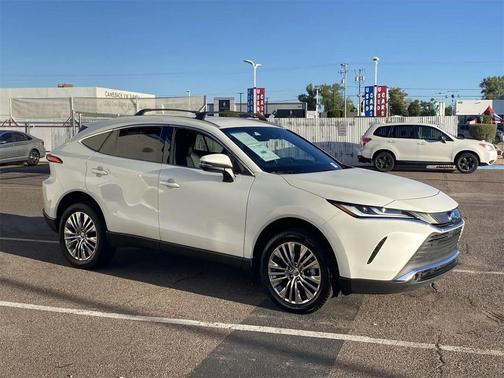 2022 Toyota Venza XLE
