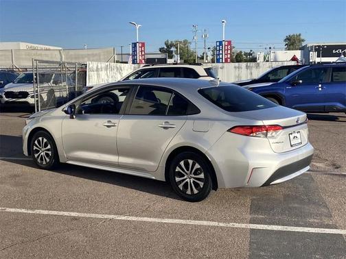 2022 Toyota Corolla Hybrid SE