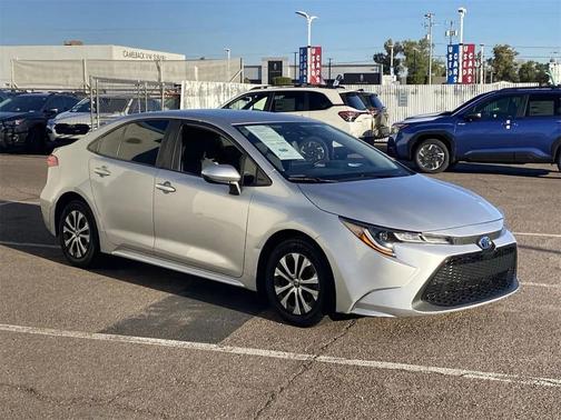 2022 Toyota Corolla Hybrid SE