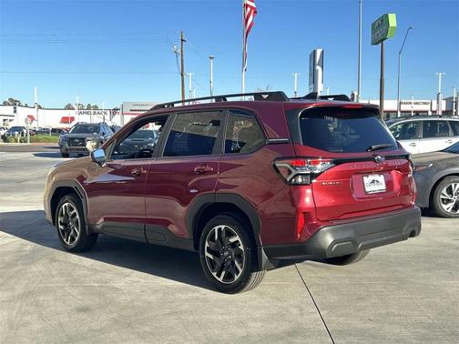 2025 Subaru Forester Hybrid Premium