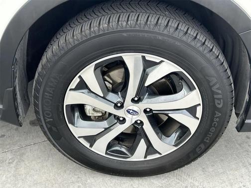 2020 Subaru Outback Touring XT