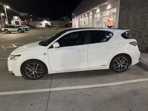 2017 Lexus CT 200h Base