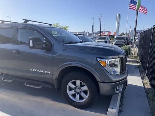 2018 Nissan Titan PRO-4X