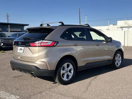 2020 Ford Edge SE