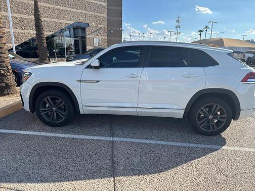 2021 Volkswagen Atlas Cross Sport 3.6L V6 SE w/Technology R-Line