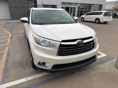 2016 Toyota Highlander Limited