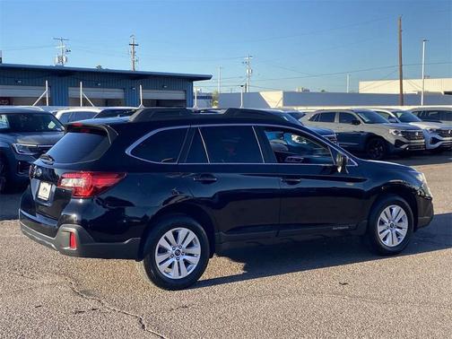 2019 Subaru Outback 2.5i