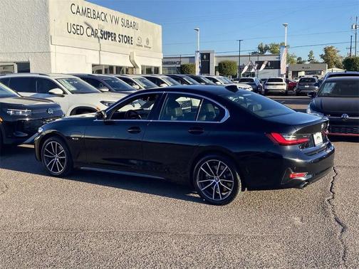 2022 BMW 330e Base