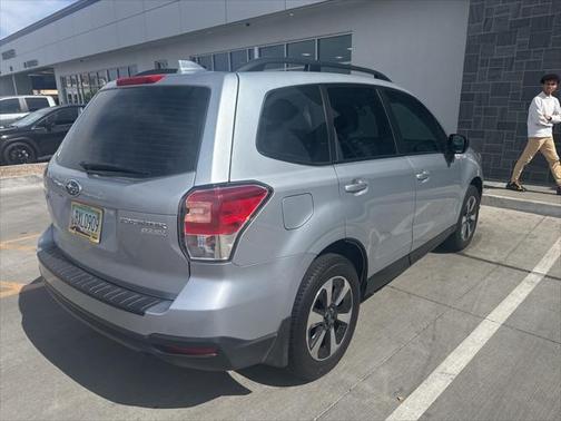 2017 Subaru Forester 2.5i