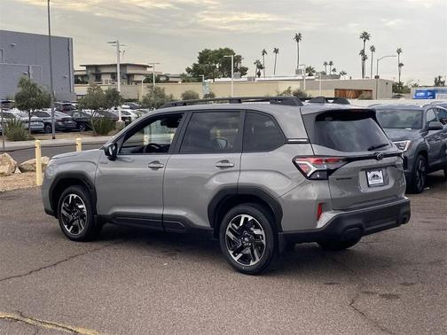 2025 Subaru Forester Hybrid Premium