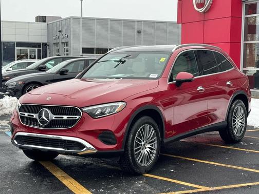 2026 Mercedes-Benz GLC 300 4MATIC
