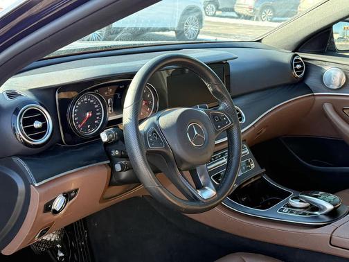 2018 Mercedes-Benz E-Class 4MATIC