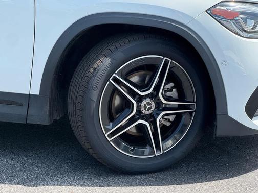 Polar White 2023 Mercedes-Benz GLA 250 4MATIC