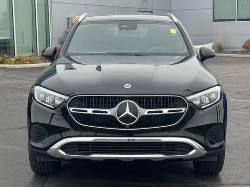2026 Mercedes-Benz GLC 300 4MATIC
