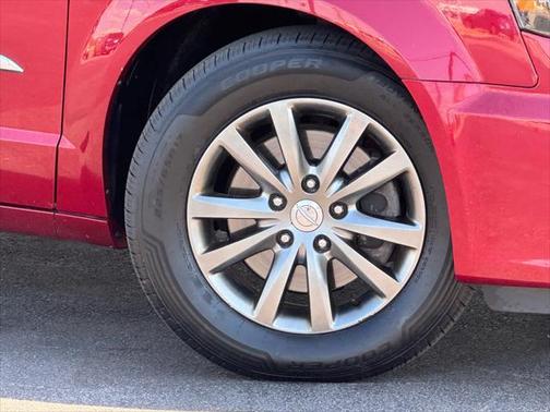 2015 Chrysler Town & Country S