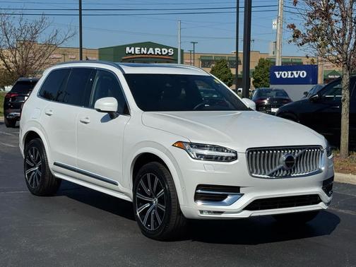 2024 Volvo XC90 B6 Plus Bright Theme 7-Seater