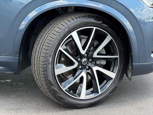 2021 Volvo XC90 Recharge Plug-In Hybrid T8 Inscription Expression 7 Passenger