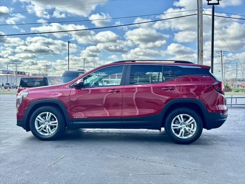 2022 GMC Terrain SLE