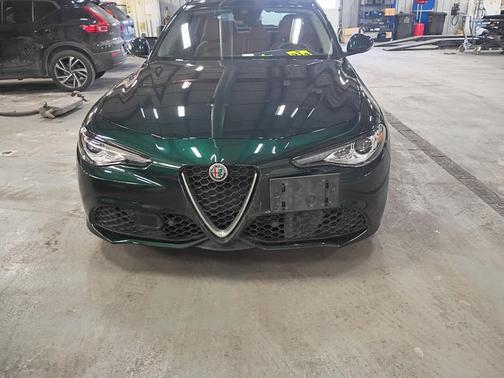 2020 Alfa Romeo Giulia Sport