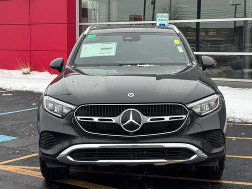 2026 Mercedes-Benz GLC 300 4MATIC
