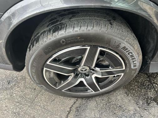 2024 Mercedes-Benz GLC 300 4MATIC