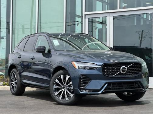 2025 Volvo XC60 B5 Core