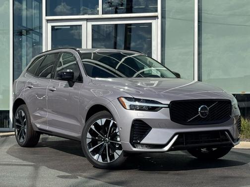 2026 Volvo XC60 B5 Plus