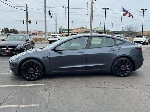 2022 Tesla Model 3 Performance