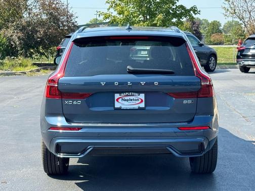 2026 Volvo XC60 B5 Ultra