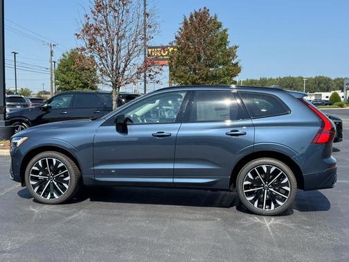 2026 Volvo XC60 B5 Ultra