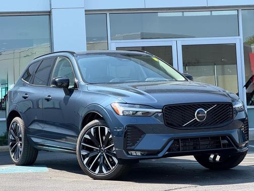 2026 Volvo XC60 B5 Ultra