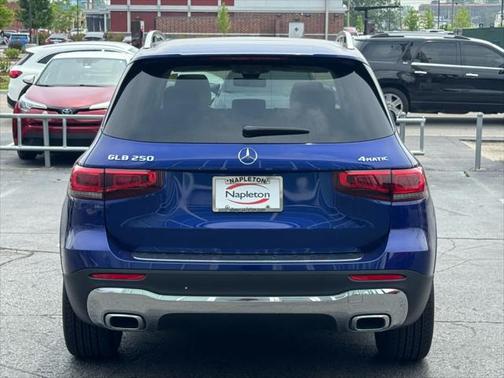2022 Mercedes-Benz GLB 250 4MATIC