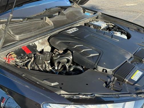 2019 Audi Q7 55 Premium Plus