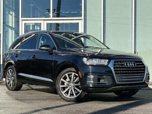2019 Audi Q7 55 Premium Plus