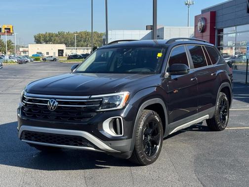 2024 Volkswagen Atlas 2.0T SEL