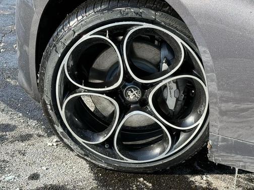 2026 Alfa Romeo Giulia AWD