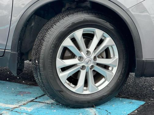 2015 Nissan Rogue SV