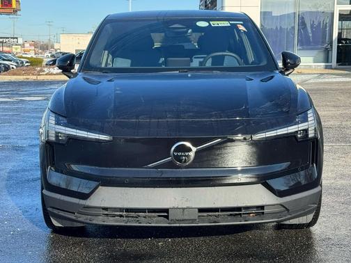 Onyx Black Metallic 2026 Volvo EX30 Ultra