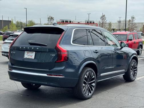 2025 Volvo XC90 Plug-In Hybrid T8 Plus 7-Seater
