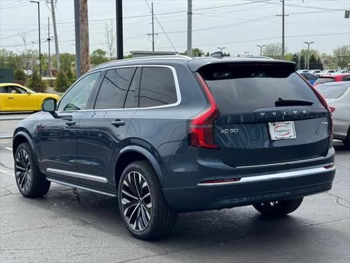 2025 Volvo XC90 Plug-In Hybrid T8 Plus 7-Seater