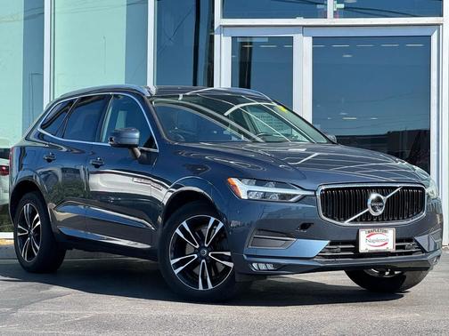 2018 Volvo XC60 T6 Momentum