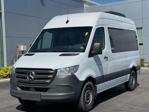 Arctic White 2024 Mercedes-Benz Sprinter 2500 Standard Roof